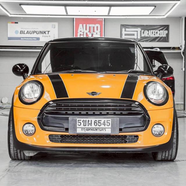 รหัสรถ 67GG6545 Mini Cooper F56 รถศูนย์ Mini ปี 2016