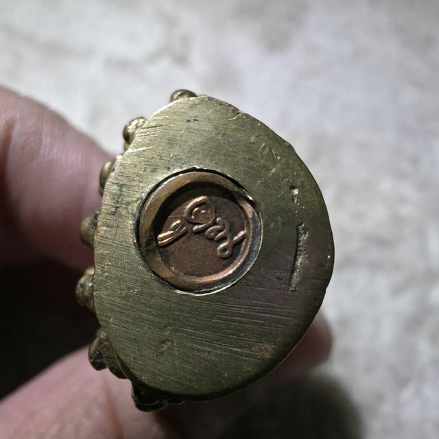 พระกริ่ง หลวงพ่อคูณ วัดบ้านไร่ รูปที่ 2