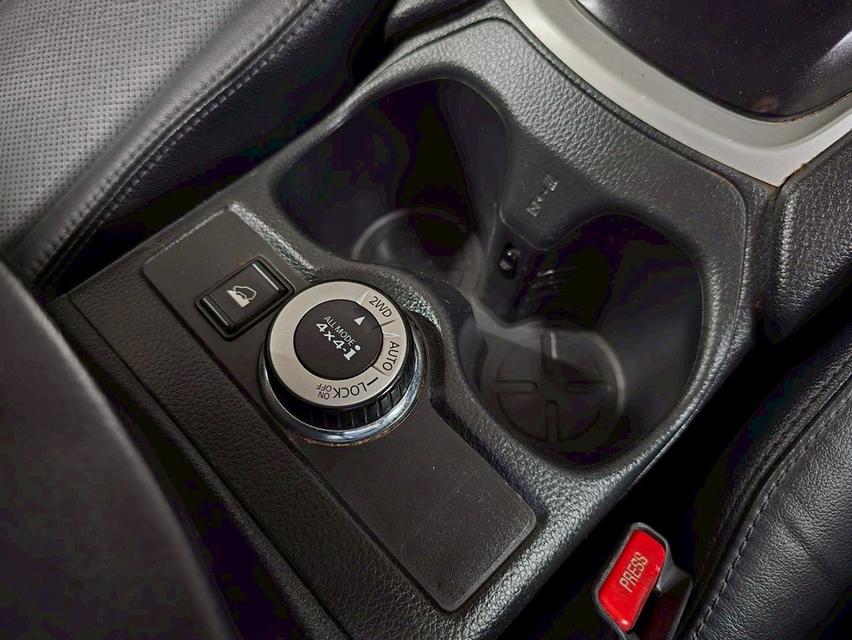 รหัสรถ WMT2013 X-TRAIL 2.0 V 4WD รถปี 2015 ไมล์ 222,376 km 10