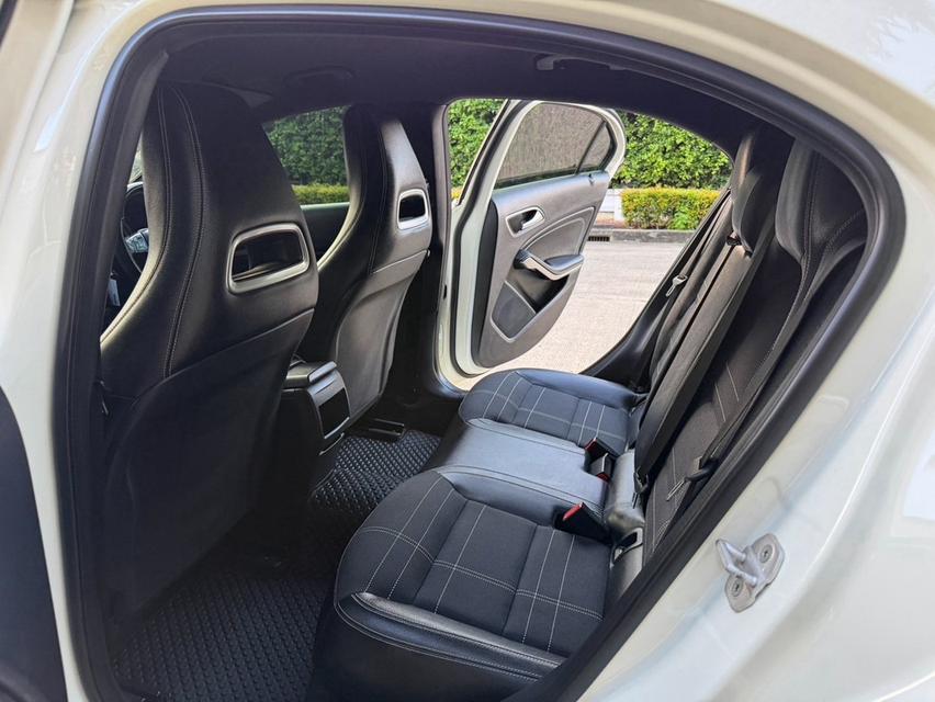 (แจ้งรหัสรถ AVA8752) 🌈 Benz A180 W176 AMG Top ปี 2015 รูปที่ 13