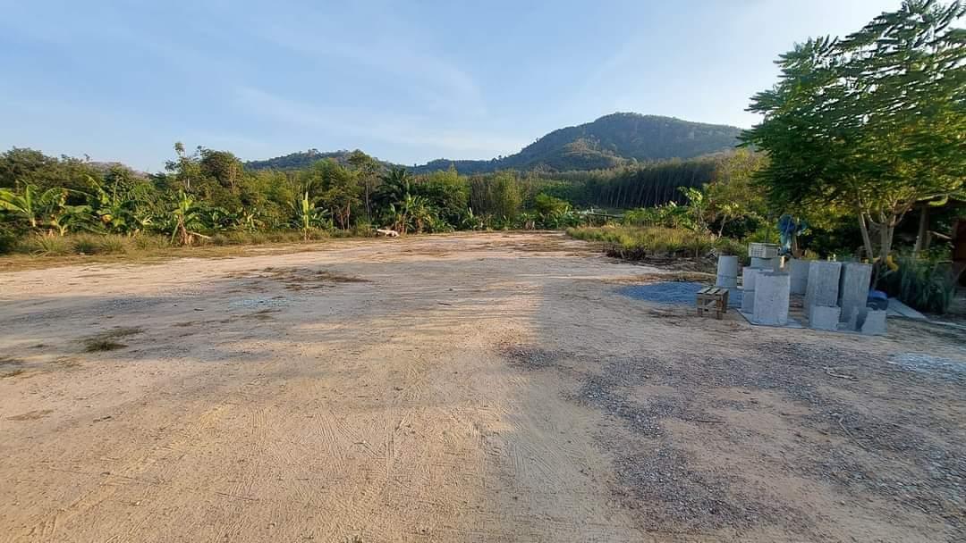 ที่ดินติดถนนใหญ่ ต.บางบุตร อ.บ้านค่าย จ.ระยอง 12
