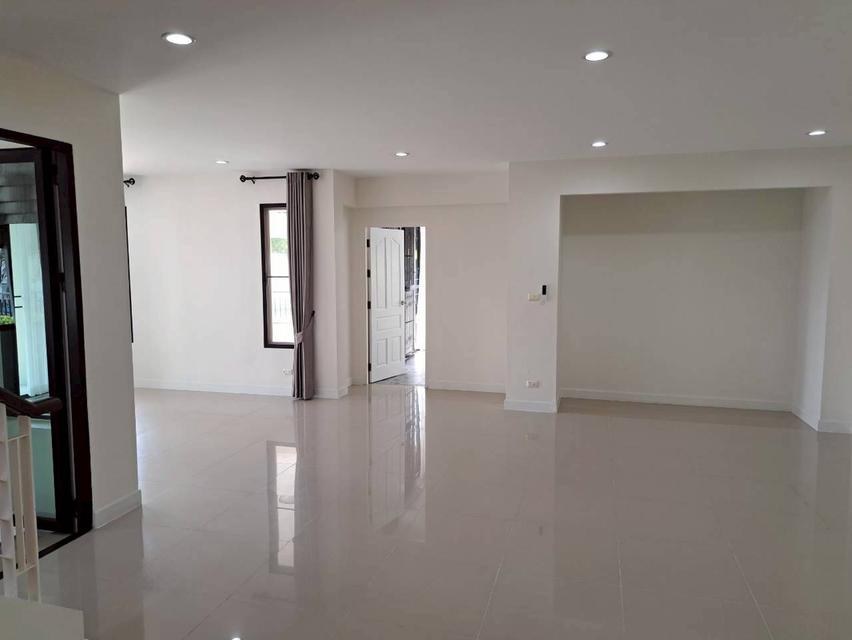 ขาย/ให้เช่า บ้านเดี่ยวหลังมุม รีโนเวทใหม่ 16