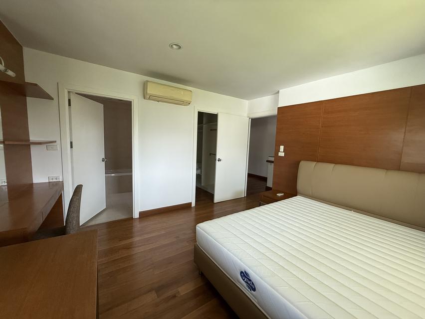 House/Private Unit for Rent in Ekkamai 22 | Separate Entrance | Independent Living Space in a Semi-Detached House 11