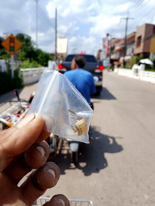 ต่างหูทองของโบราณเก่าเก็บ