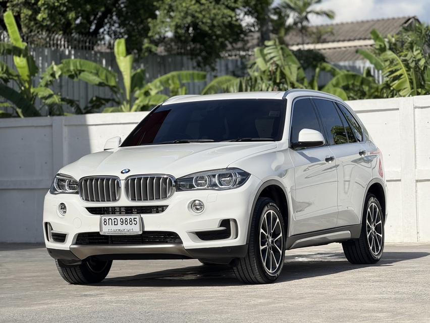 2018 BMW X5, sDrive25d โฉม F15 ปี13-19สีขาว เครื่องดีเซล รถบ้านแท้ ประวัติดี