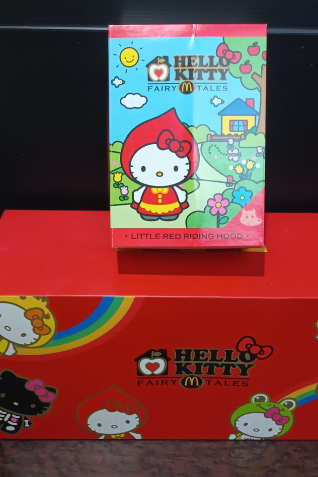 Hello Kitty Fairy Tales จากแมคโดนัลด์(ชุดปี 2013)
