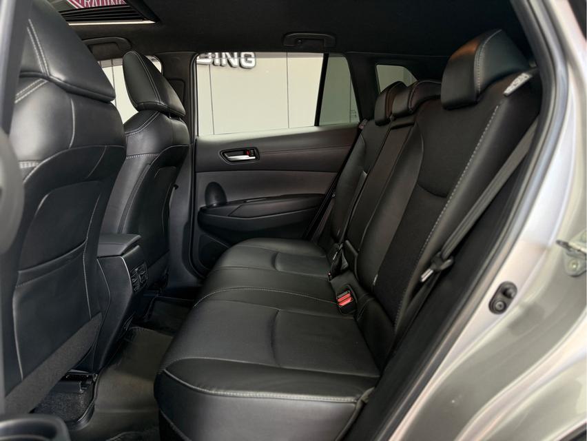 รหัสรถ WRT529 2021 TOYOTA COROLLA CROSS, 1.8 HYBRID PREMIUM SAFETY รูปที่ 15