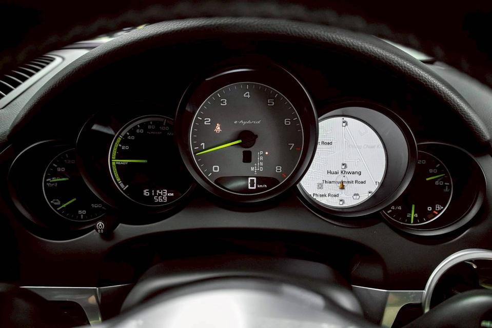 รหัสรถ PR1277 Porsche Cayenne S E-Hybrid Platinium Edition Package (2017) 16