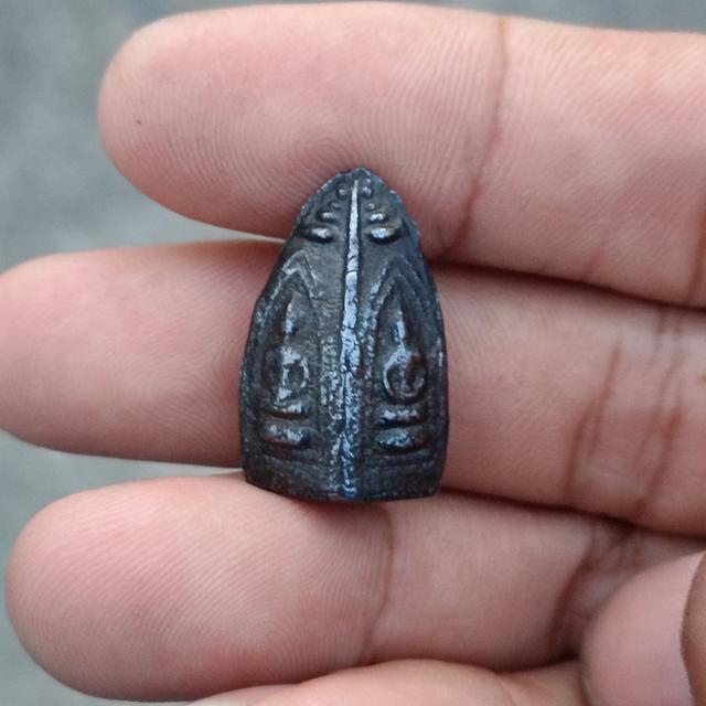 พระพรหม4หน้าหลวงพ่ออี๋ 