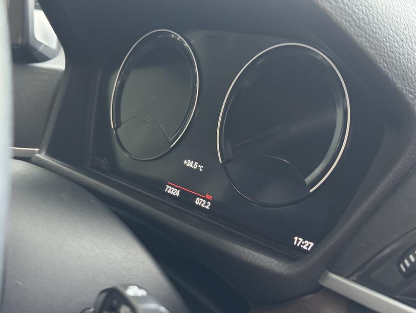 2021 BMW X1 20d Xline F48 (รถมือเดียว ออกศูนย์ ไม่มีอุบัติเหตุ) 5