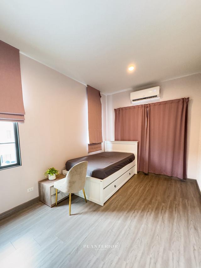 บ้านรามคำแหง 59,000 ให้เช่าเดี่ยว 2 ชั้น  50 ตรว 3 นอน 3 น้ำ 1 ห้องทำงาน  13