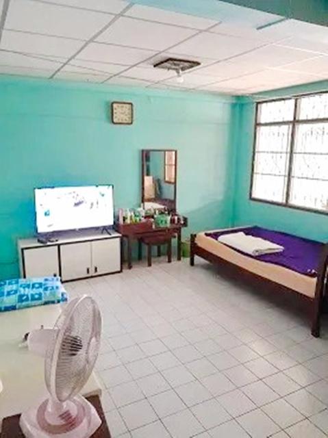 แยกการไฟฟ้าบางใหญ่ MRTบางพลู 3 กม. ถ. ราชพฤกษ์-นนทบุรี ให้เช่าบ้าน 2ชั้น 4นอน 50ตร.วา. ถ.บางกรวย-ไทรน้อย 2