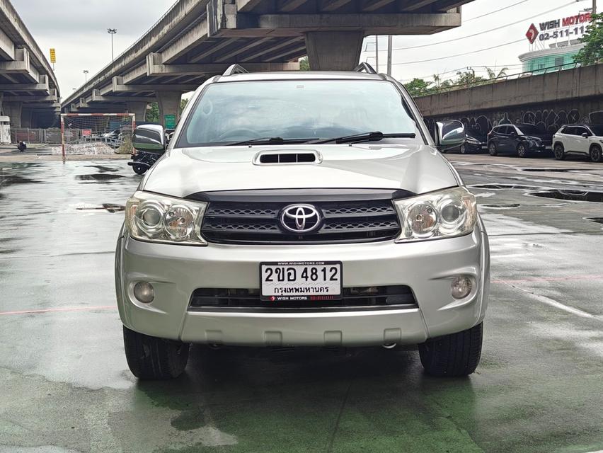 ขายToyota Fortuner 3.0V ปี10 2