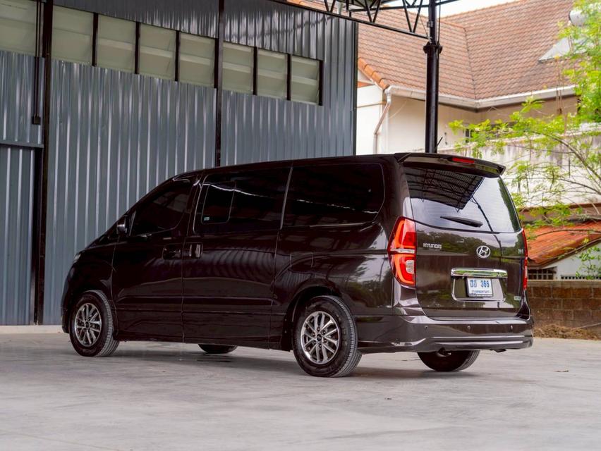 Hyundai H1 2.5Deluxe ปี19 5