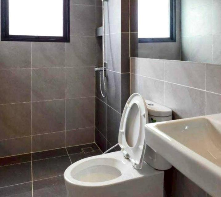 ขายทาวน์โฮมพร้อมผู้เช่า วี คอมพาวด์ ติวานนท์ - รังสิต V Compound Tiwanon - Rangsit 10