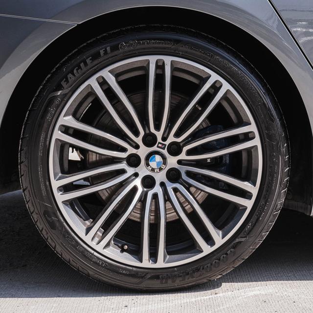 รหัสรถ 67GG1735 🚘 BMW 530e M Sport (G30) ปี 2018