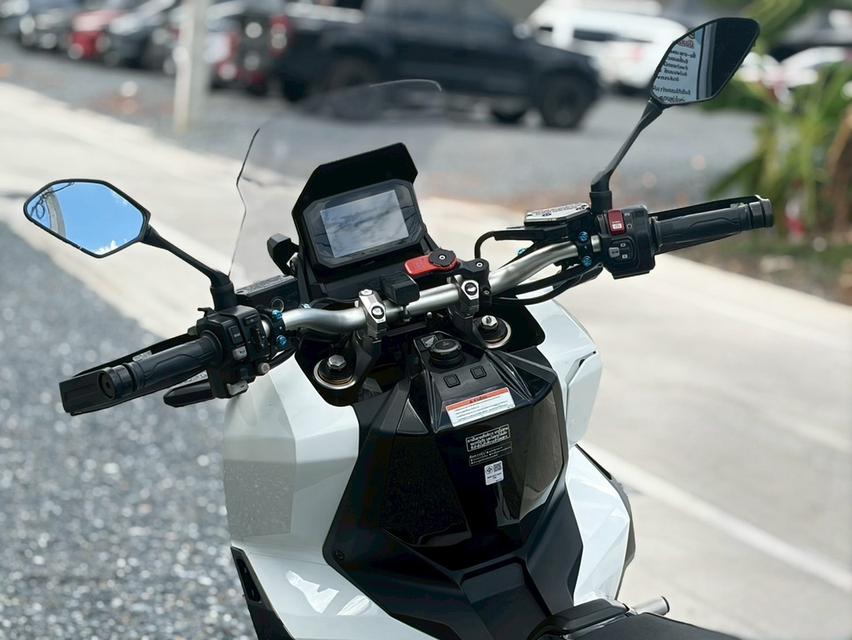 Honda X-adv750 TFT ปี 2022 ขาวพิเศษ