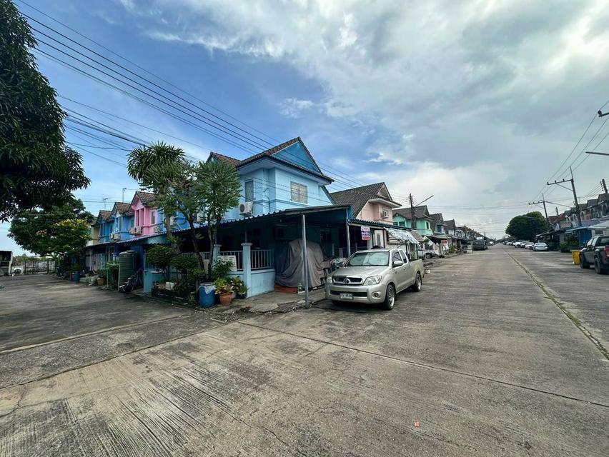 บ้านแพรมาพร รังสิต คลอง11 ถนนรังสิต- นครนายก ต.บึงน้ำรักษ์ อ.ธัญบุรี จ.ปทุมธานี  2