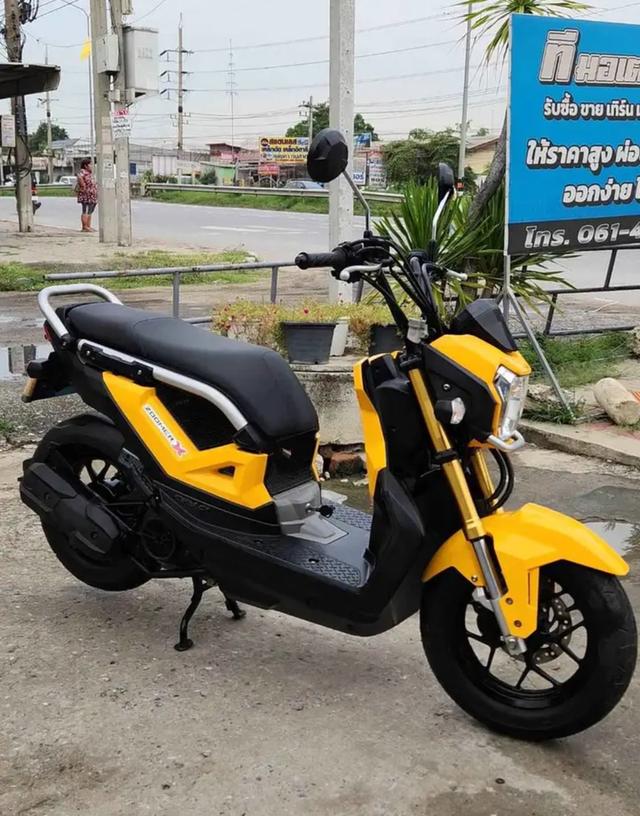 รถมอเตอร์ไซค์ Honda Zoomer X 4