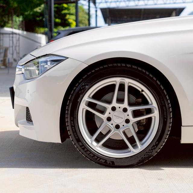 รหัสรถ 12AT8885 BMW 320d 2.0 M Sport(F30) | จดปี : 2019