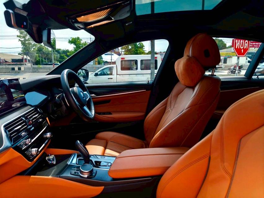 รหัสรถ KPV1111 2021 BMW 530e 2.0 M SPORT 12