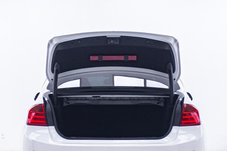 รหัสรถ 1D073 BMW 320d SPORT 2.0 2014 13