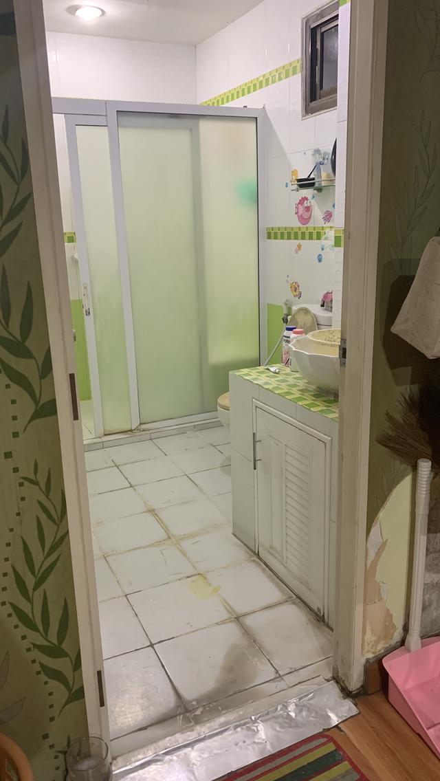 บ้านทางน์เฮ้าส์3ชั้น4ห้องนอน3ห้องน้ำ0894567609ตี๋ 9