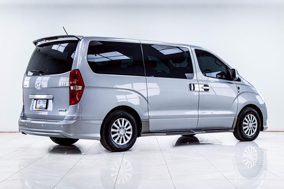 รหัสรถ 5C117 HYUNDAI 2017 H-1 2.5 TOURING  4