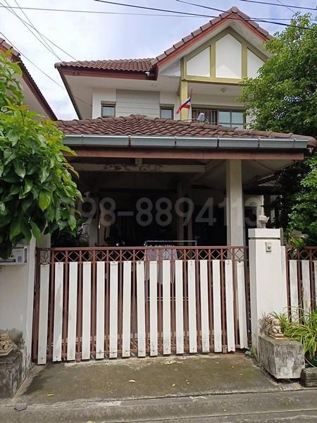 ขายบ้าน 2 ชั้น มบ.สิริมณี ซอยหทัยราษฎร์39 เนื้อที่ 40.5 ตรว 3นอน 2น้ำ หน้าบ้านมีพื้นที่สามารถจัดสวนเล็กๆได้ 1