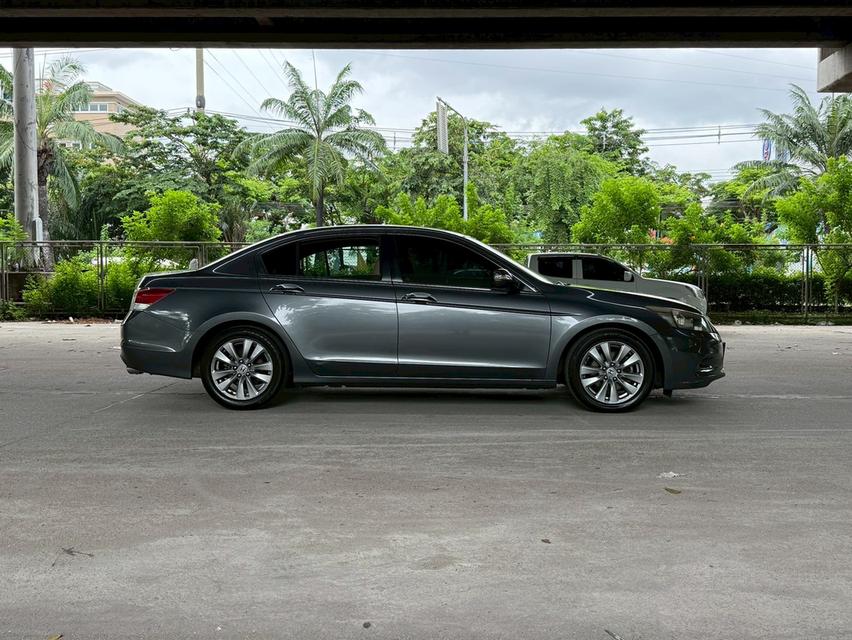 ขายรถ Honda Accord 2.4JP CBU ปี 2012 สีเทา เกียร์ออโต้ 8