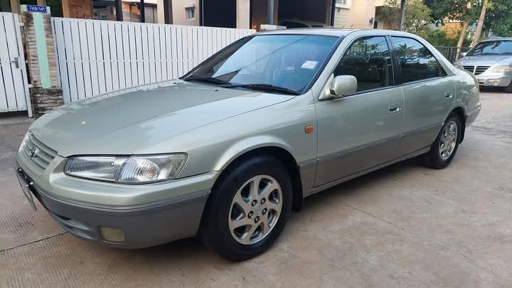 Toyota Camry ตัวท็อป ปี 2000