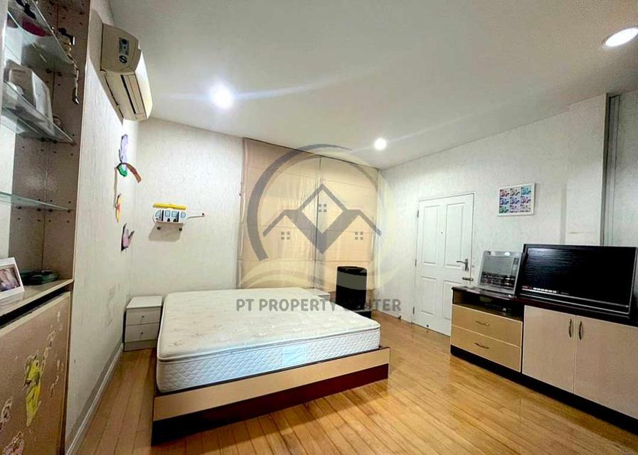 โครงการศิรดา ถนนกาญจนาภิเษก บ้านเดี่ยว 2 ชั้น หลังมุม ภายในมี 2 หลัง มีส่วนต่อเติม เฟอร์นิเจอร์บิวท์อิน ขายราคาพิเศษสุดๆ ต่อรองได้ 12