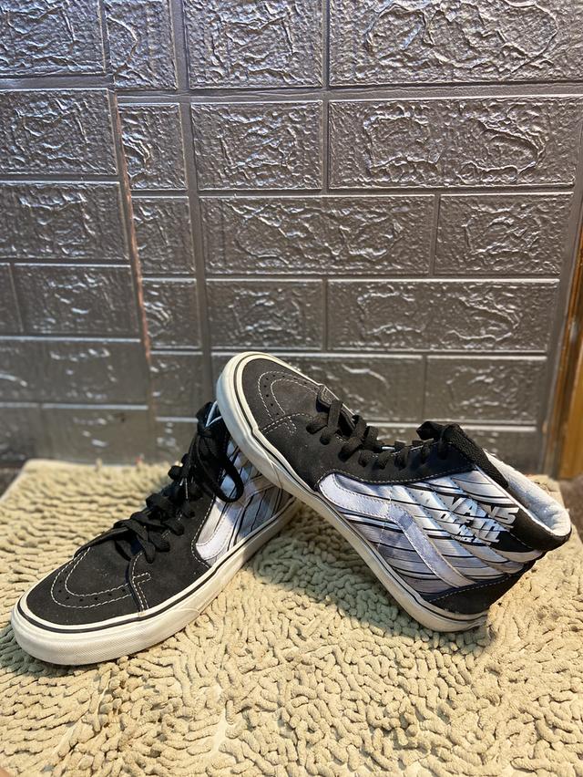 รองเท้า Vans off the woIl