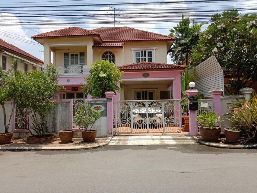 บ้านเดียวสองชั้น พร้อม เฟอร์นิเจอร์ 1