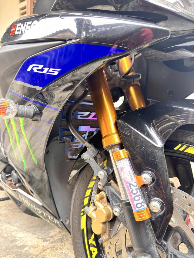 YZF-R15 Monster Energy Yamaha MotoGP Edition [2019] 13