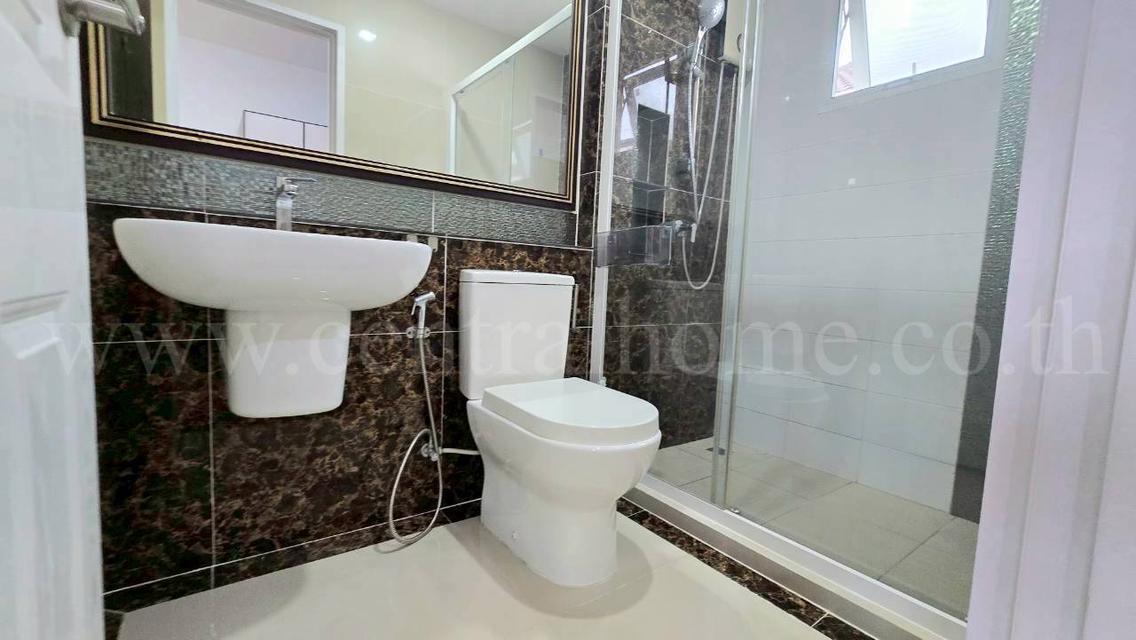 บ้านแฝด โกลเด้น นีโอ แจ้งวัฒนะ - เมืองทอง ถูกสุดในโครงการ 17