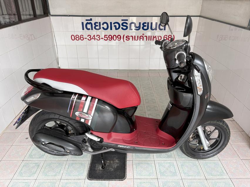 Scoopy รถบ้านแท้ เจ้าของฝากขาย มีสมุดคู่มือ สีเดิมโรงงาน ไม่เคยล้ม ไม่เคยชน มือเดียว สภาพเดิม วิ่ง11000 ปี59
