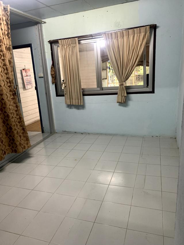 บ้านทาวน์เฮ้าส์ 16 ตารางวา 9