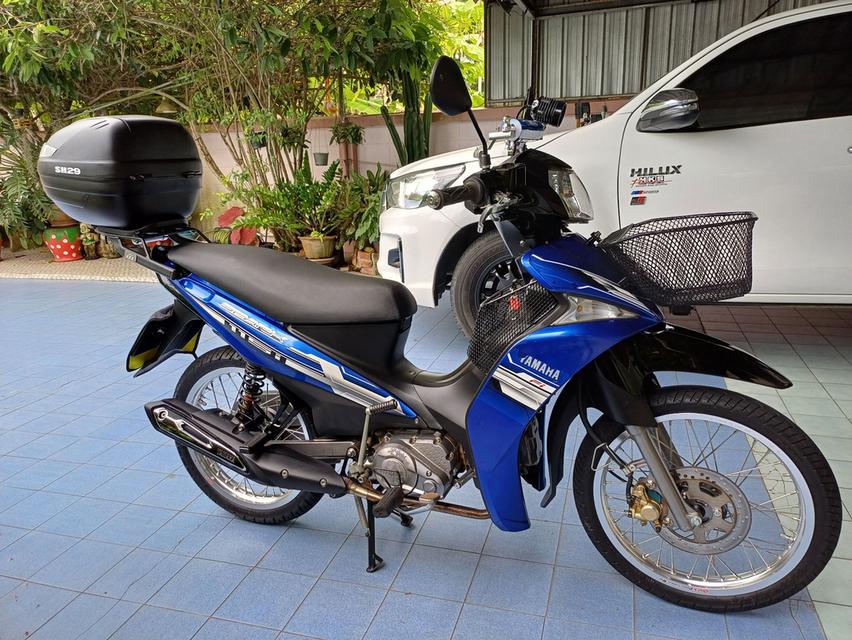 YAMAHA SPARK 115I 9