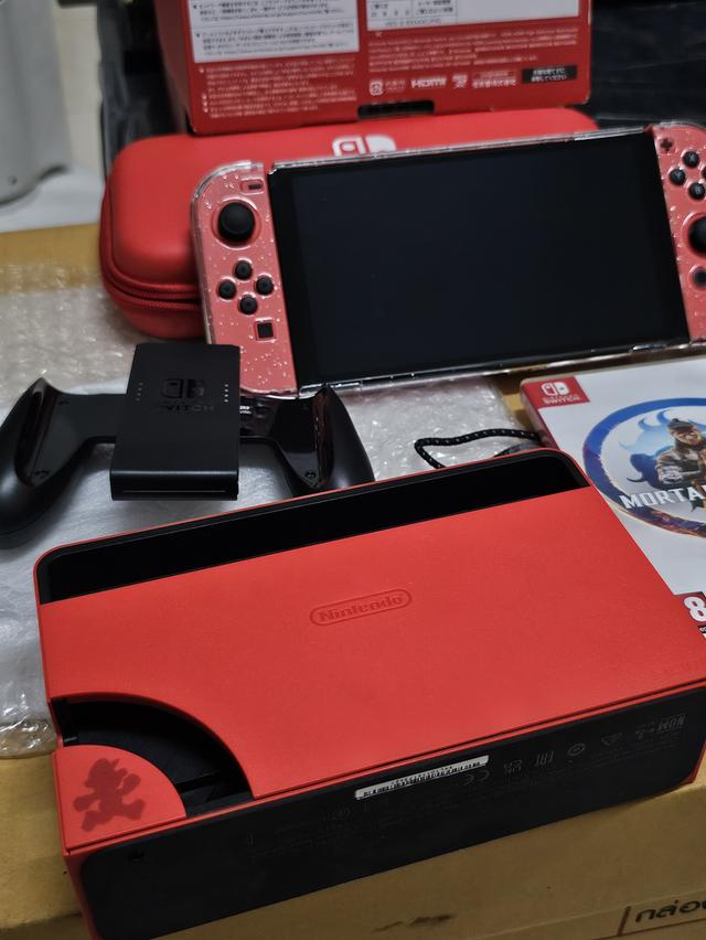 NINTENDO SWITCH OLED
