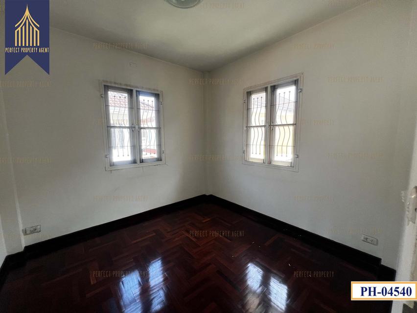 ขาย บ้านวรารมย์ ประชาอุทิศ 98 ทุ่งครุ หลังมุมใน แถมแอร์ เงียบสงบ ทำเลดี เดินทางสะดวก 17