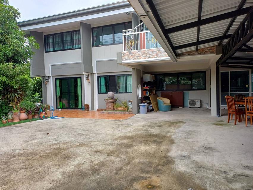 บ้านขนาดใหญ่ พื้นที่ใช้สอยเยอะ แอร์ 8 ตัวขายขาดทุน ใกล้สำนักงานเขตสะพานสูง
