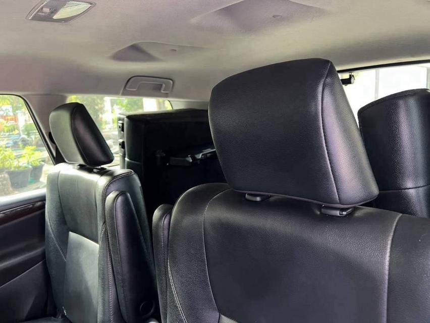 TOYOTA INNOVA CRYSTA PREMIUM เครื่อง2.8cc. AUTO ปี2022 14