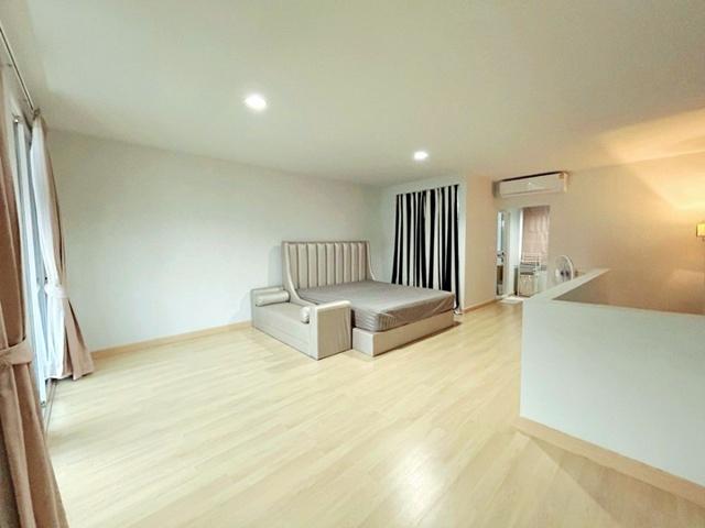 เฟอร์ครบ อารียา BTS ม.เกษตร 2.5 กม. ลาดปลาเค้า ให้เช่าทาว์นโฮมหรู 3ชั้น 18ตร.ว. 3นอน 4ห้องน้ำ เครื่องใช้ไฟฟ้าพร้อมอยู่ 3