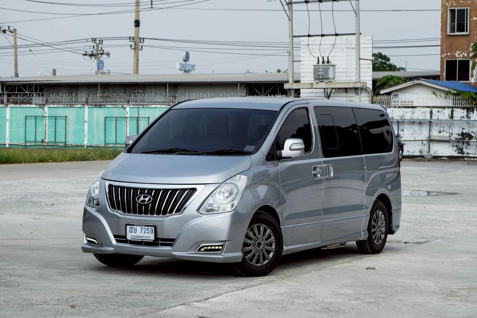 รหัสรถ CBL7259 HYUNDAI H-1 2.5 Elite AT 2017