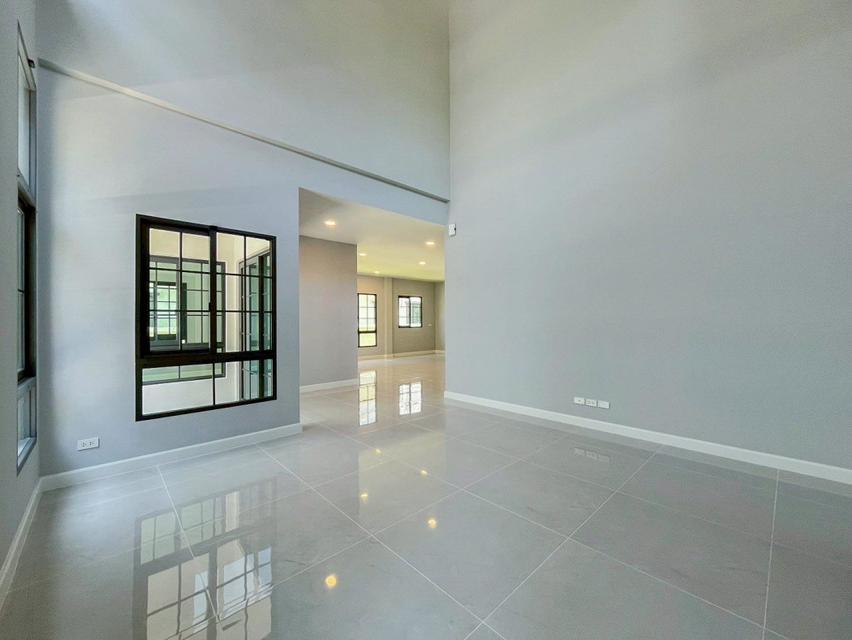 ให้เช่า บ้านเดี่ยว The City bangna 2 ติดทางด่วนกาญจนาภิเษก ใกล้ เมกาบางนา 105 ตรว 2 ชั้น 4