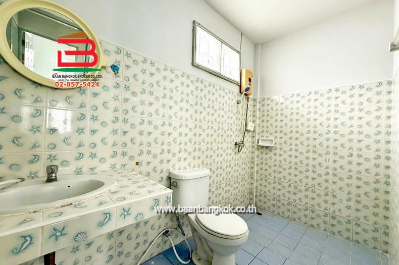 ทาวน์โฮม หมู่บ้าน บัวทองธานี เฟส18 เนื้อที่ 18 ตรว. ถนนกาญจนาภิเษก ตำบลบางบัวทอง อำเภอบางบัวทอง นนทบุรี 10