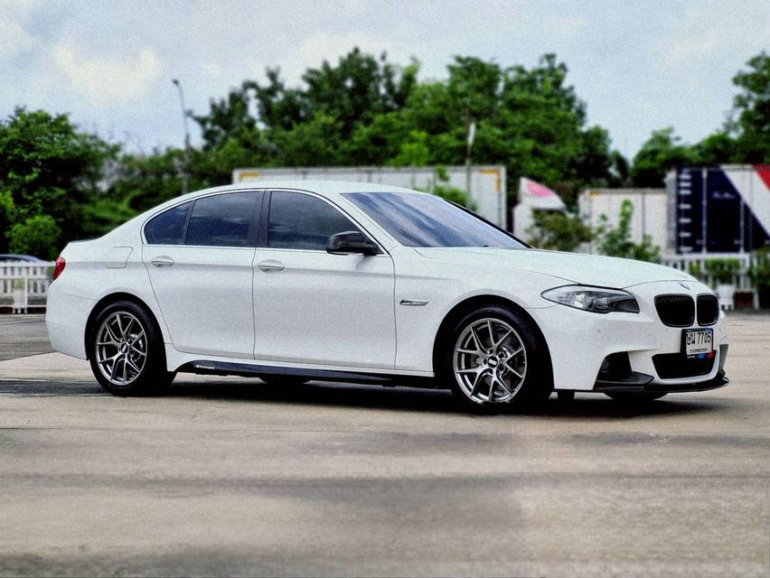 BMW 520d Sport ( F10 ) ปี 2014 ไมล์ 123,xxx km.