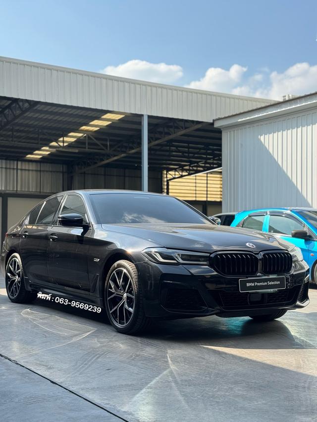 2022 BMW 530e M Sport LCI G30(โลโก้50ปี รถมือเดียว ออกศูนย์ ประวัติดี เช็คได้ค่ะ)