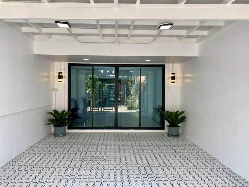 หมู่บ้านบัวหลวง1 เมืองนนทบุรี 2